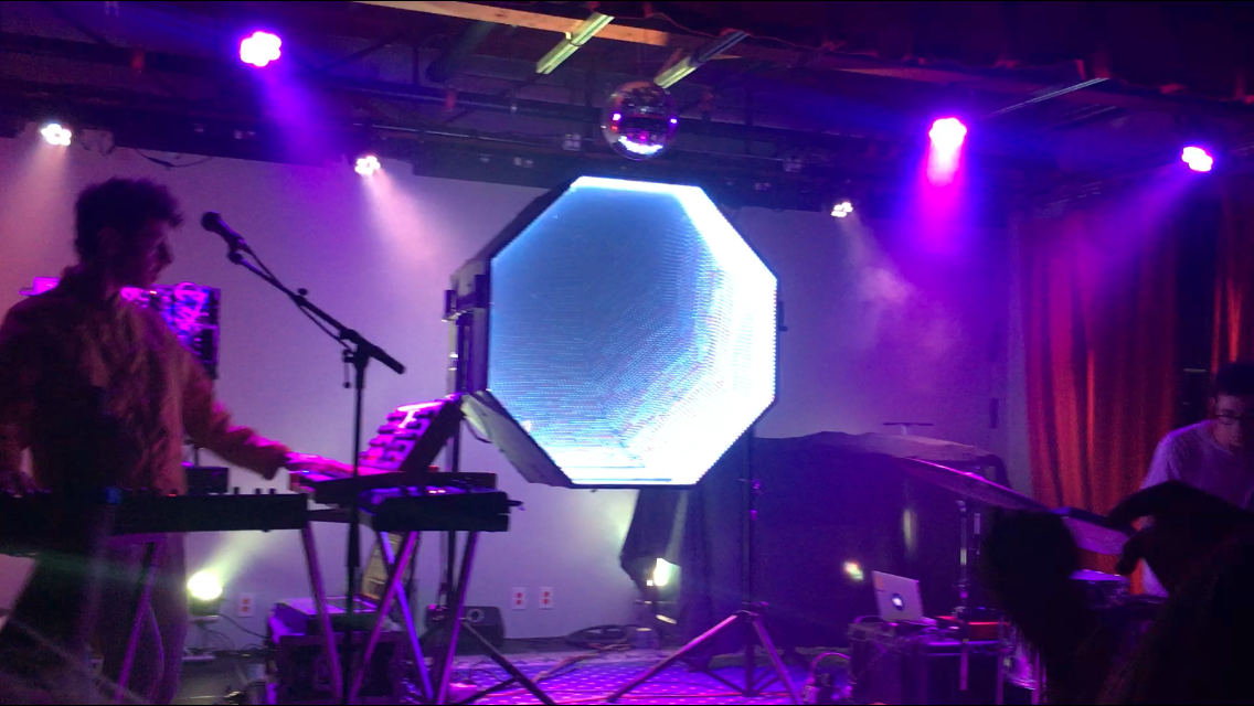Chrome Sparks & Machinedrum Got Everyone Dancing into the Late Night