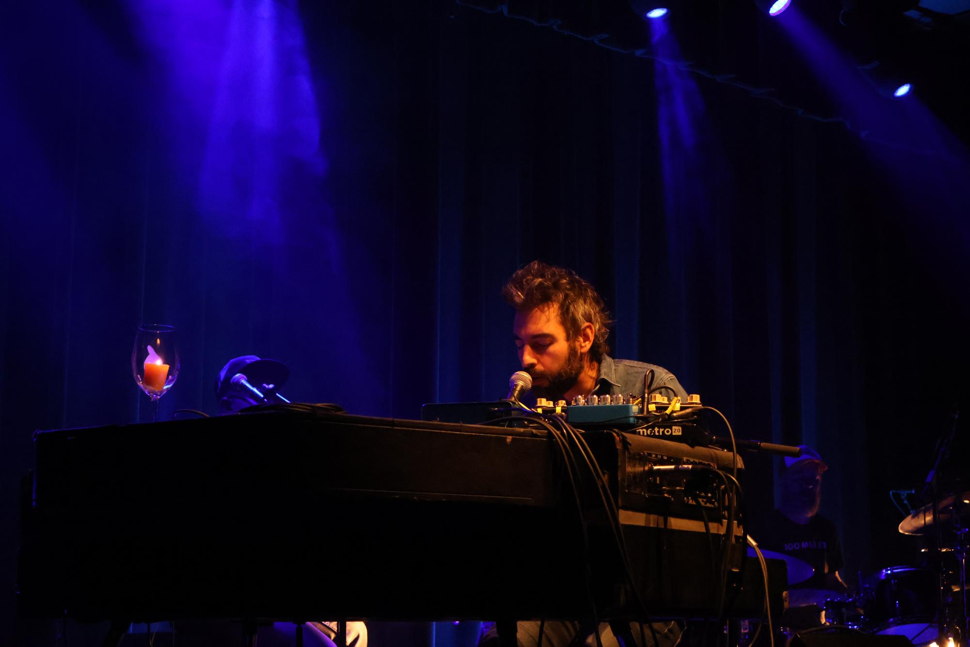 An Evening Voyage with Leif Vollebekk