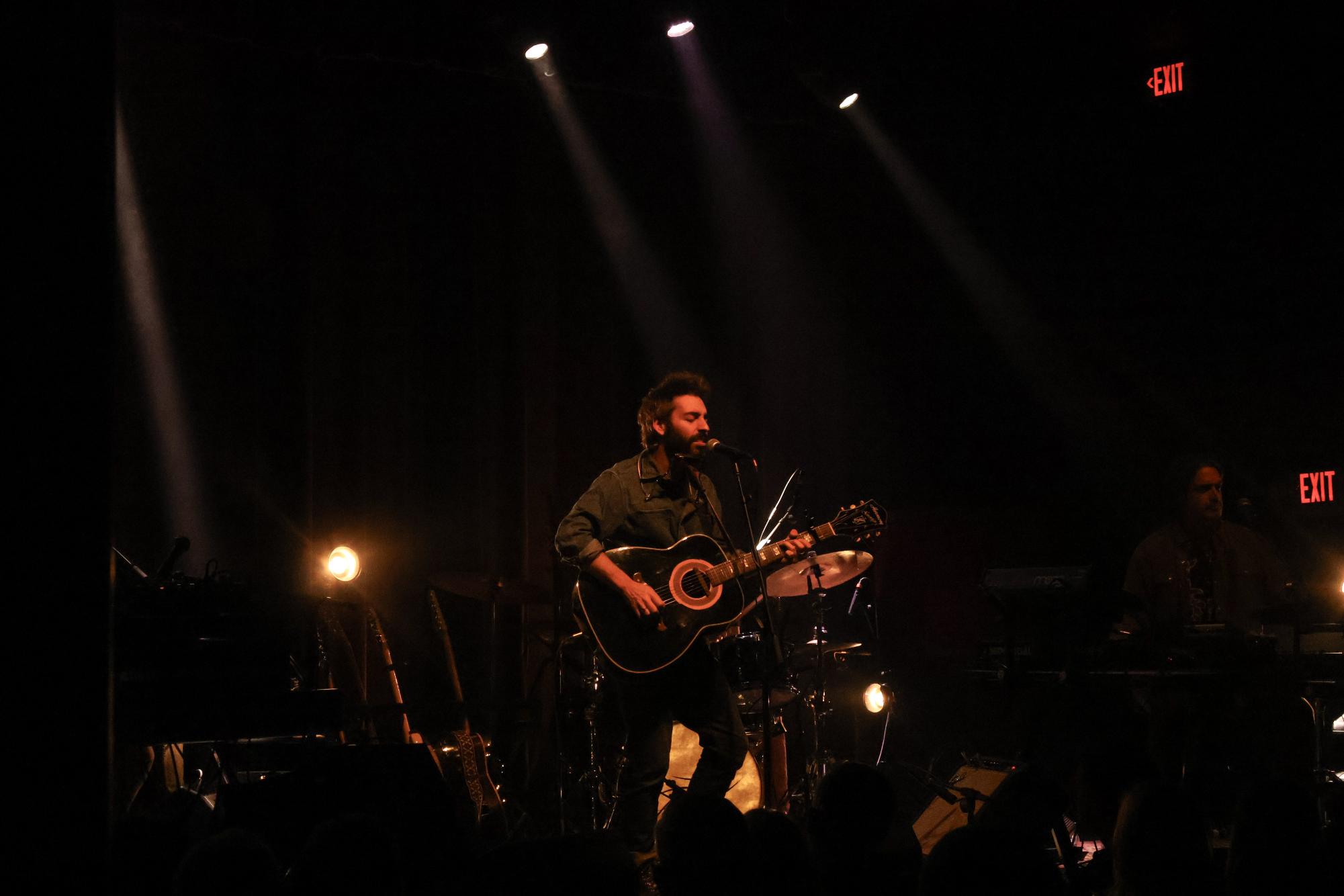 An Evening Voyage with Leif Vollebekk